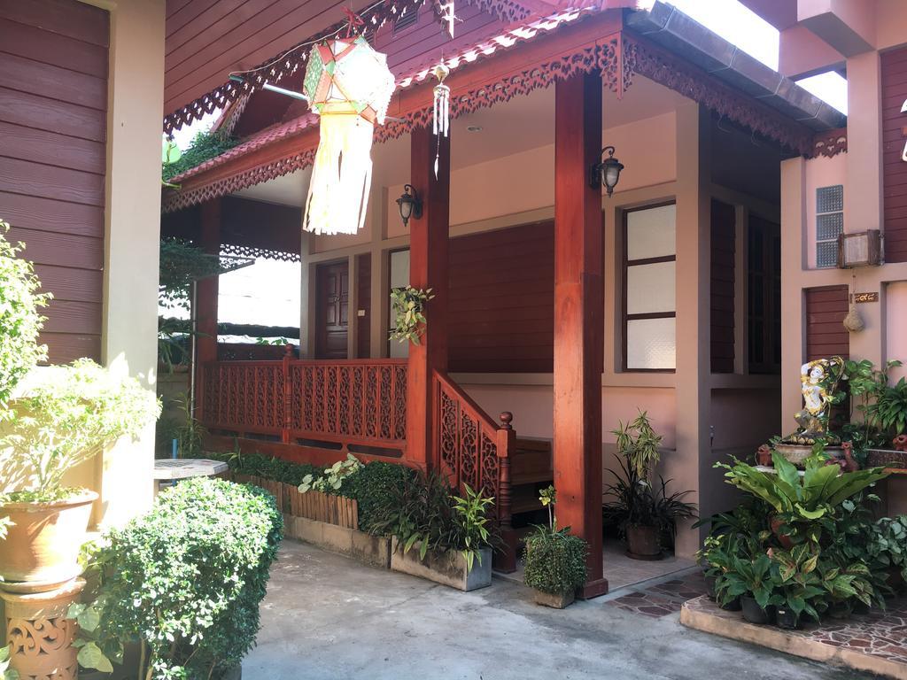 Chok-Wasana Guest House Mae Sariang Eksteriør bilde