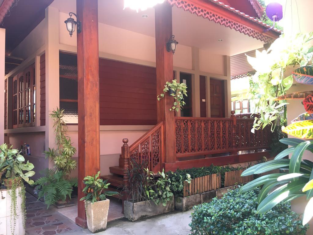 Chok-Wasana Guest House Mae Sariang Eksteriør bilde