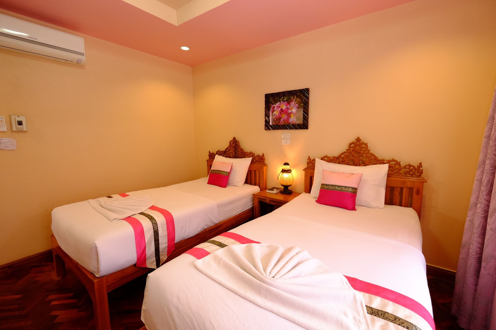 Chok-Wasana Guest House Mae Sariang Eksteriør bilde