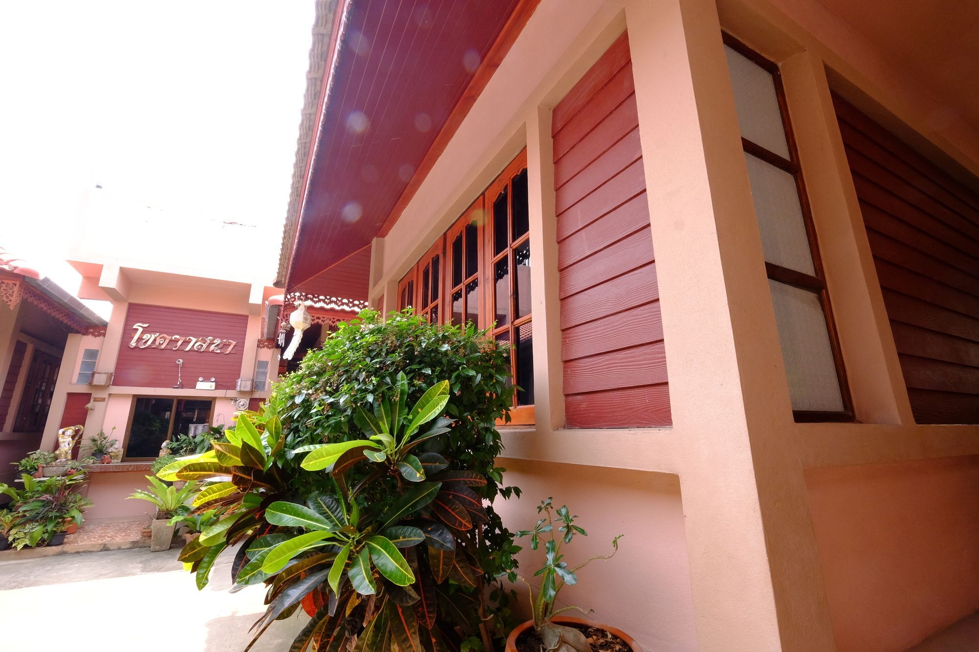Chok-Wasana Guest House Mae Sariang Eksteriør bilde