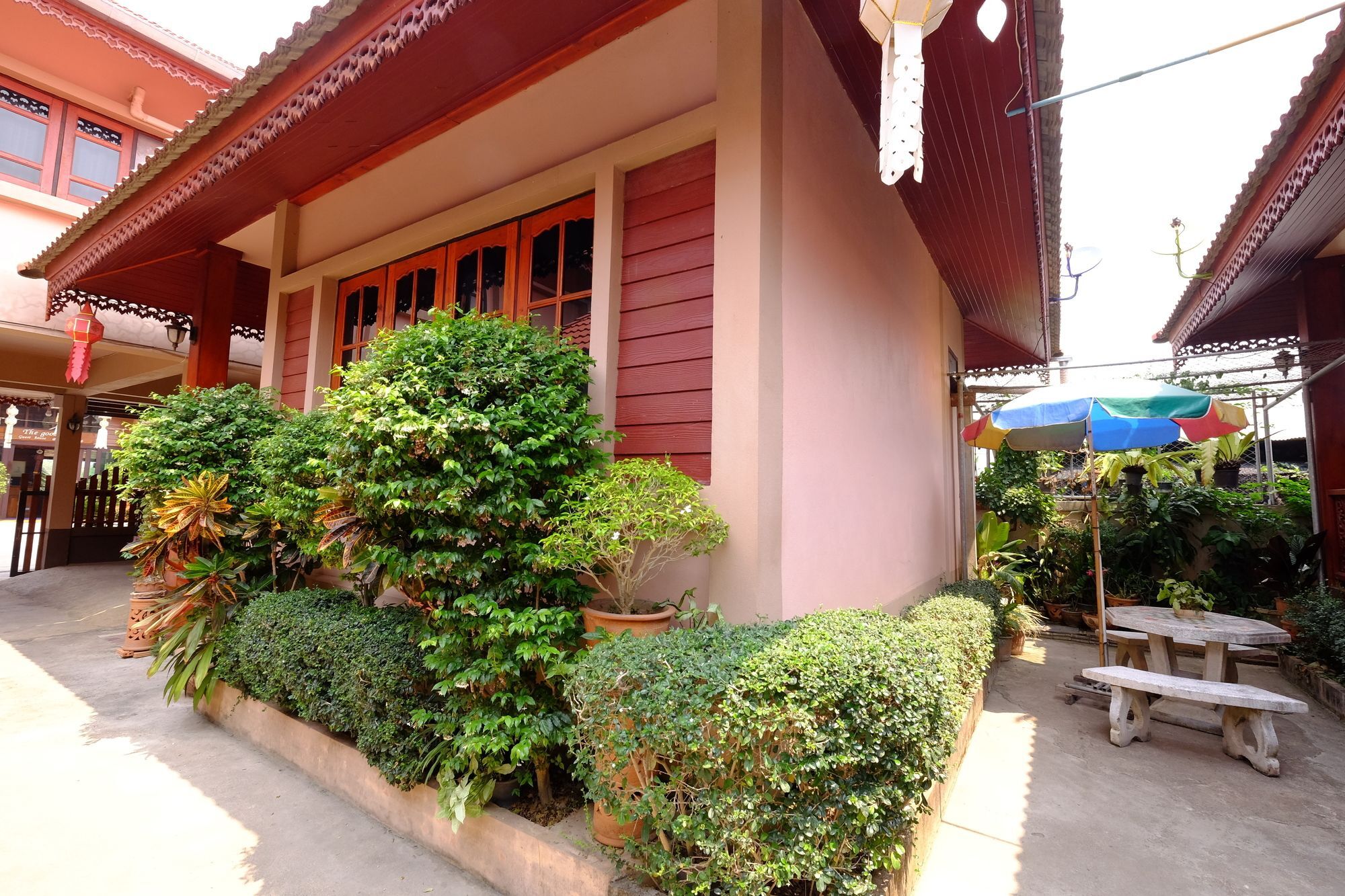 Chok-Wasana Guest House Mae Sariang Eksteriør bilde